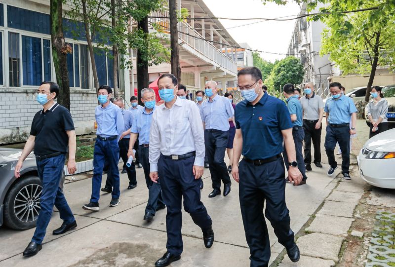 _cgi-bin_hn1djzhn1djzwebwx-bin_webwxgethn1djzsgihn1djzg__&ahn1djzp;hn1djzsgID=7071528993103223200&ahn1djzp;skey=@crypt_16abbf4b_4e0d1f319d47d1a707e38aba5b08b78b&ahn1djzp;hn1djzhn1djzweb_appid=wx_webfilehelper